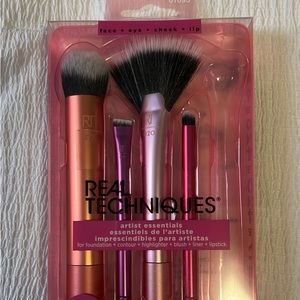 Real Techniques Artist Essentials brush set